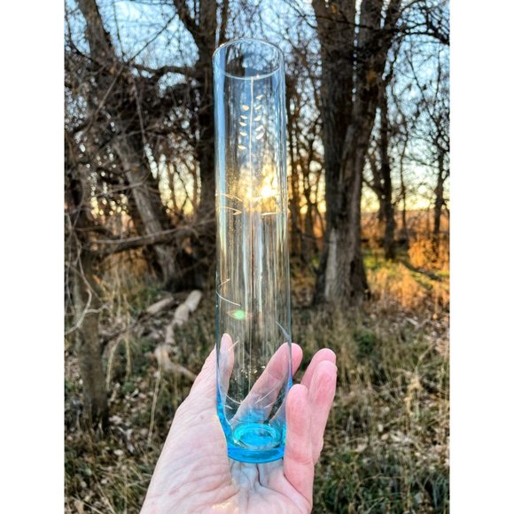 Vintage Turquoise Blue Clear Tint Etched Tall Bud Flower Vase 9.5" - Picture 12 of 14